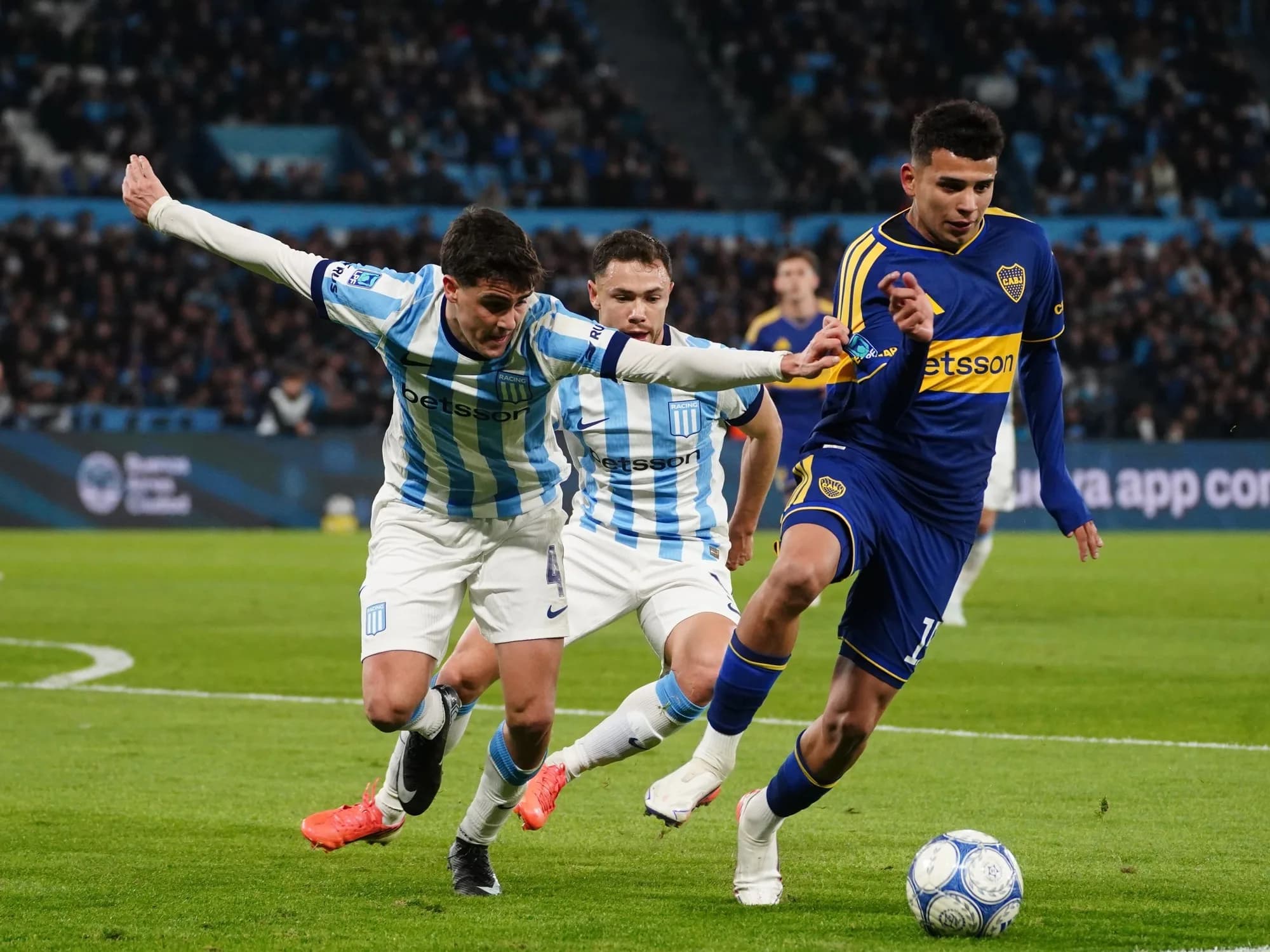 A qué hora juega hoy Boca vs. Racing y por dónde se puede ver EN VIVO la Copa Argentina