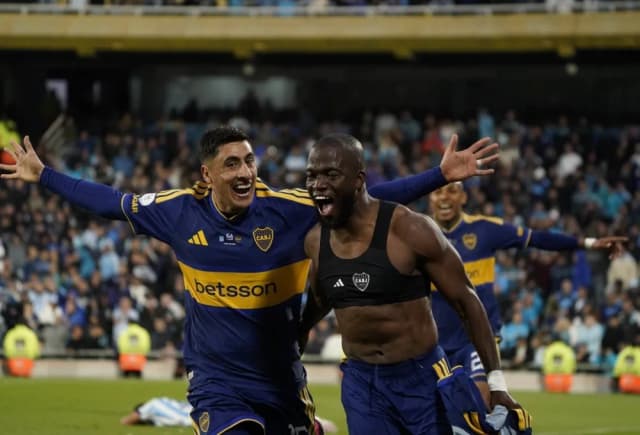 Boca remontó un partido increíble ante Racing y se metió en semis