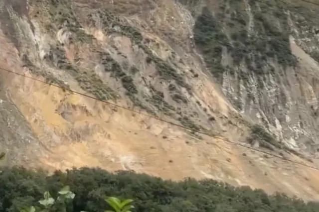 Nepal: al menos cuatro muertos y 12 desaparecidos tras avalancha