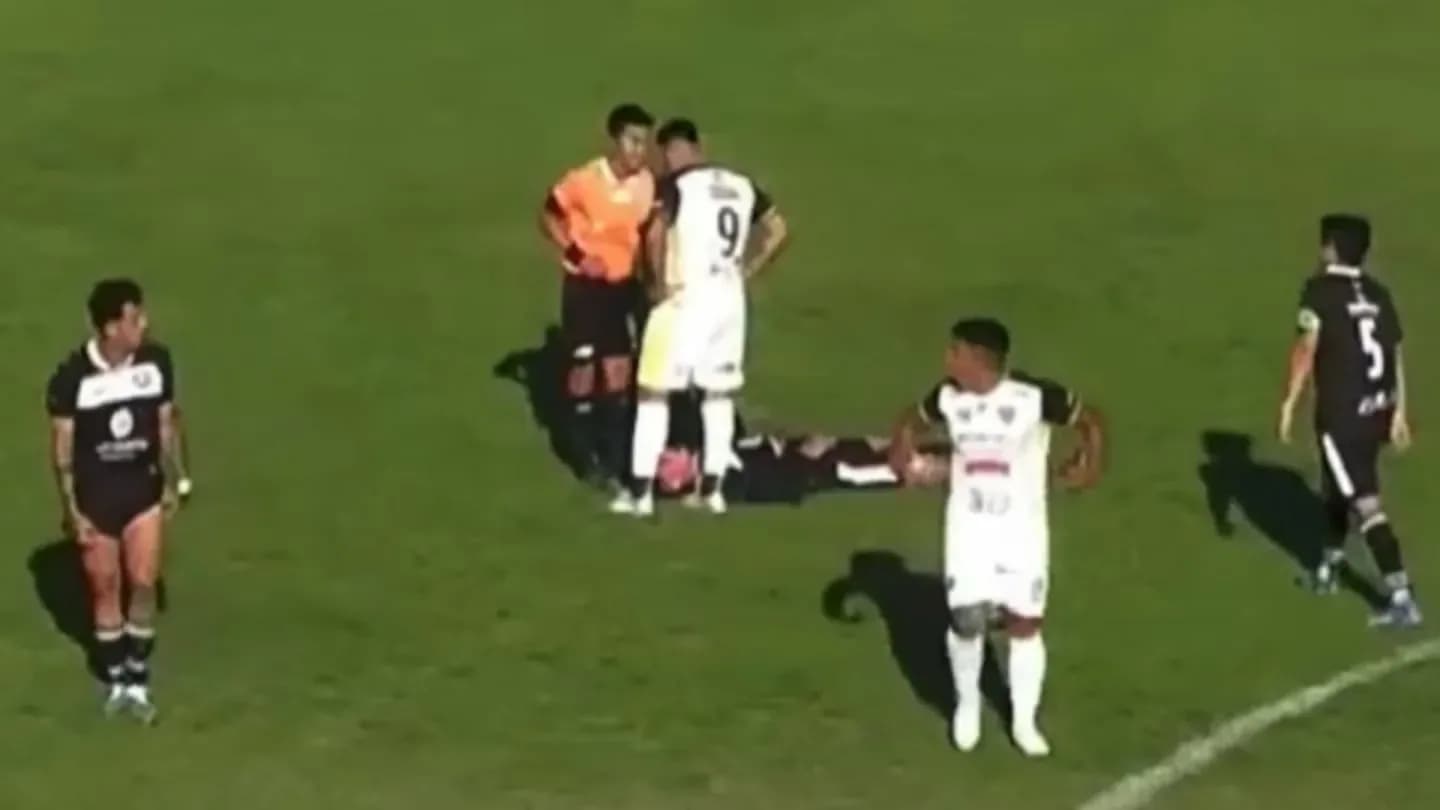 Escándalo en el Ascenso: un jugador terminó en la comisaría por gestos racistas - TyC Sports