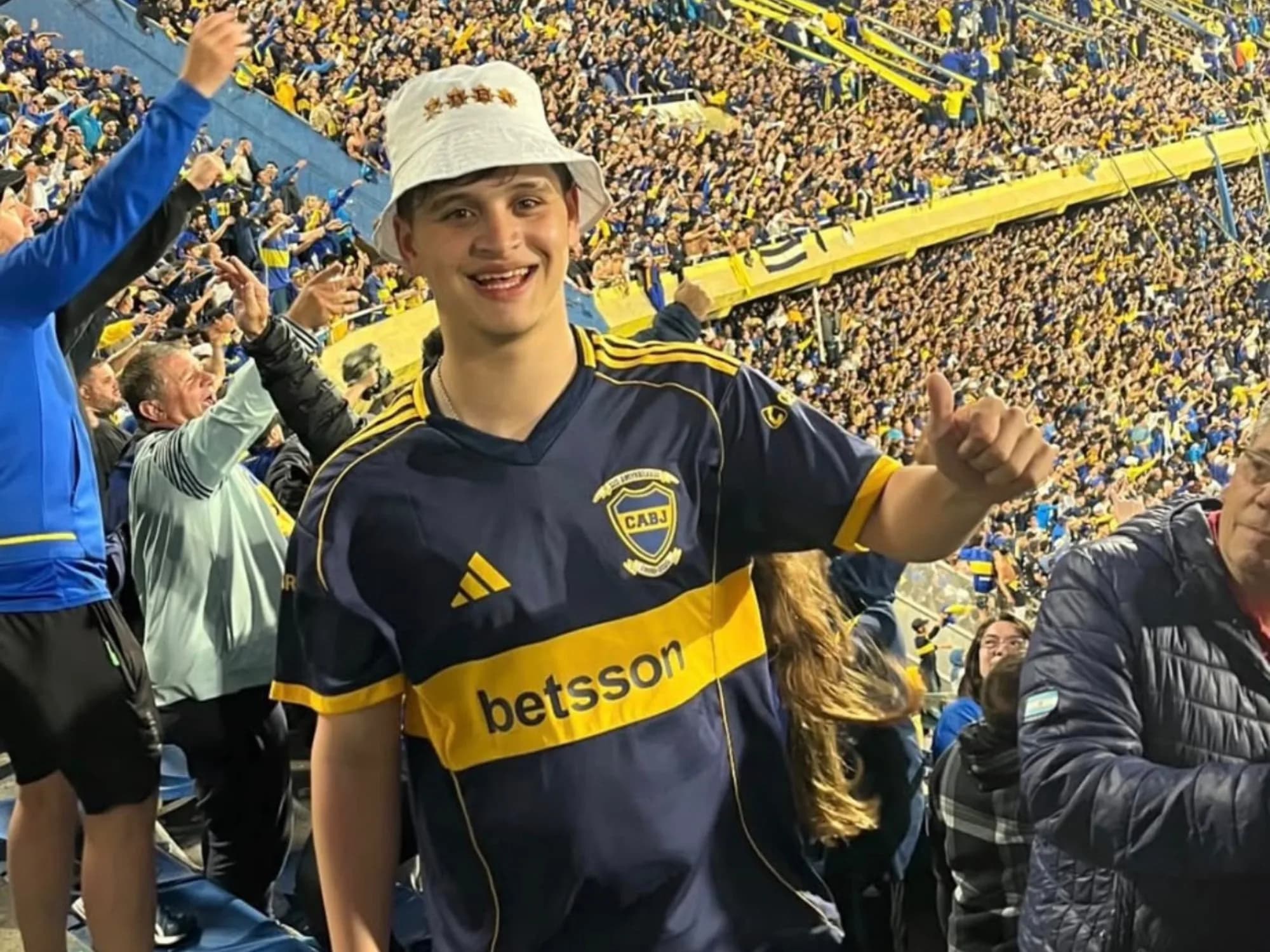 Viral feliz: el hincha estafado le cuenta a Olé cómo terminó su odisea viendo a Boca en Rosario
