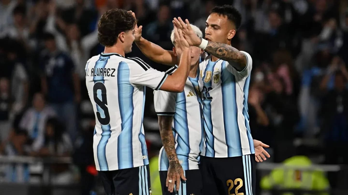 Cómo funcionó la dupla Julián Álvarez - Lautaro Martínez, el doble nueve post-Messi - TyC Sports