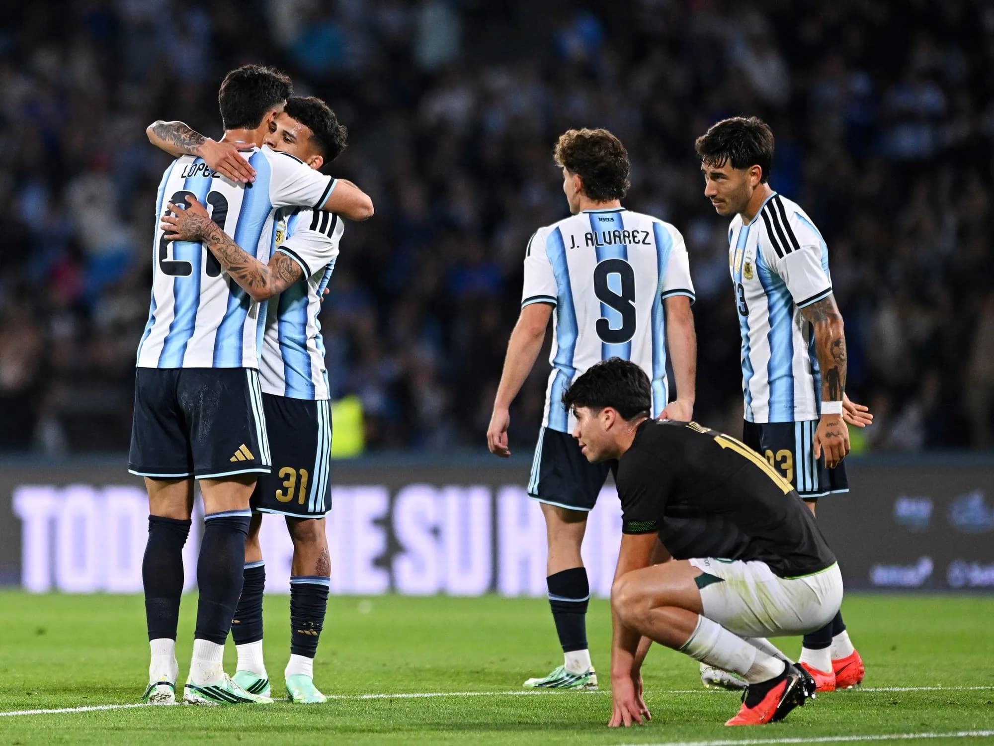 Renovación absoluta: el 11 con el que Argentina terminó ante Bolivia