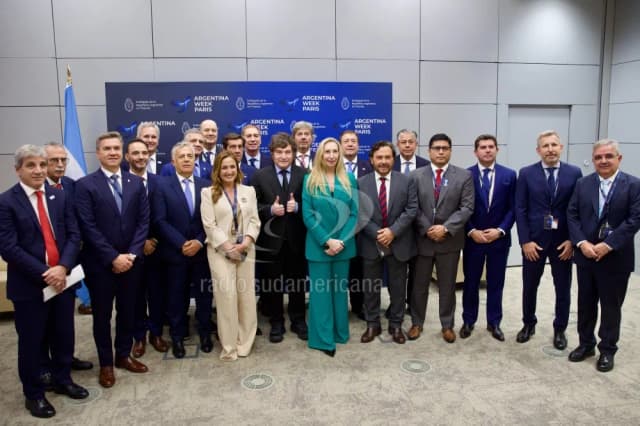 Valdés junto a Milei en reunión con líderes empresariales europeos
