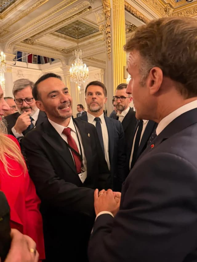 Valdés presentó el potencial de Corrientes ante líderes empresariales europeos en París