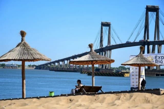 Corrientes inicia la temporada de verano con actividades en playa Arazaty