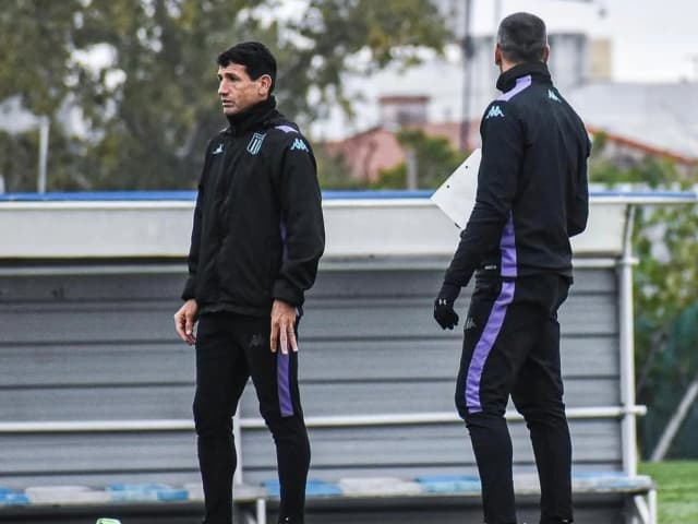 La sorpresa de Chirola Romero en su primera formación de práctica en Racing