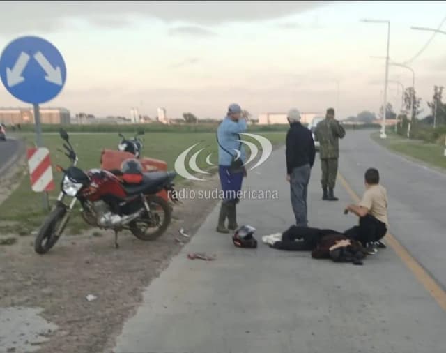 Conductor con 2,62 g/l de alcohol chocó a dos motociclistas y huyó