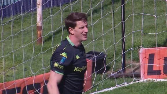 ¡Se salvó Huracán! Vombergar tuvo el gol