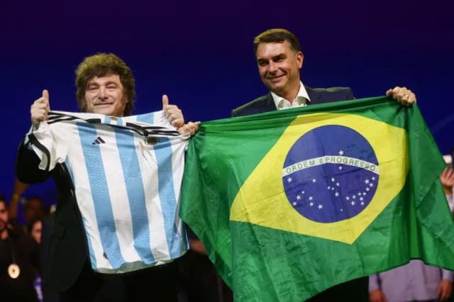 Milei sigue con optimismo la elección en Brasil y respaldó a Bolsonaro en redes