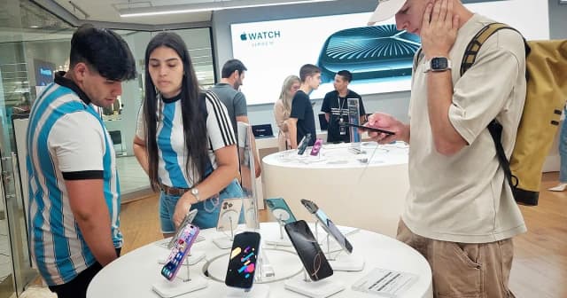 Impacto en el real, exportaciones y vacaciones en Brasil: los escenarios que se abren con Bolsonaro y Lula ante el balotaje
