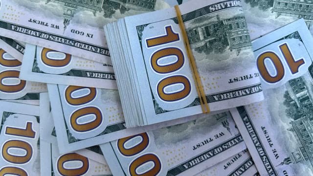 Dólar electoral: gurúes recortaron pronóstico para fin de año, pero prevén un salto por arriba de la inflación en 2027