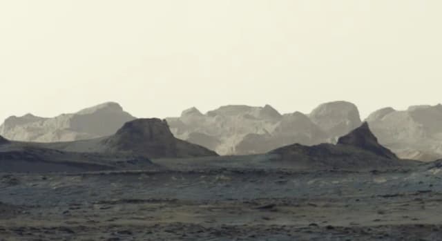 La NASA reveló una foto panorámica del amanecer en Marte tomada por el rover Curiosity