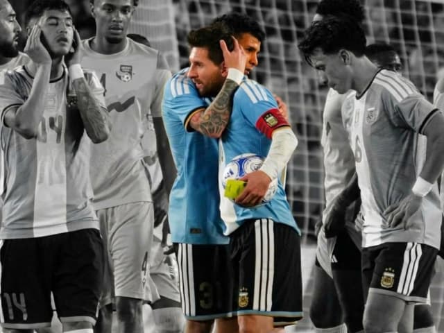 Flores, el último compañero de Messi: la foto que no le pidió y el “hacé el gol” que se lleva para siempre