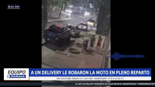 Le robaron la moto a un repartidor, los ladrones fueron identificados inmediatamente pero la Justicia no actúa