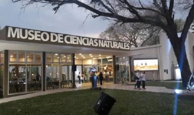 El Museo Amado Bonpland celebra sus 171 años con un safari urbano por la costanera