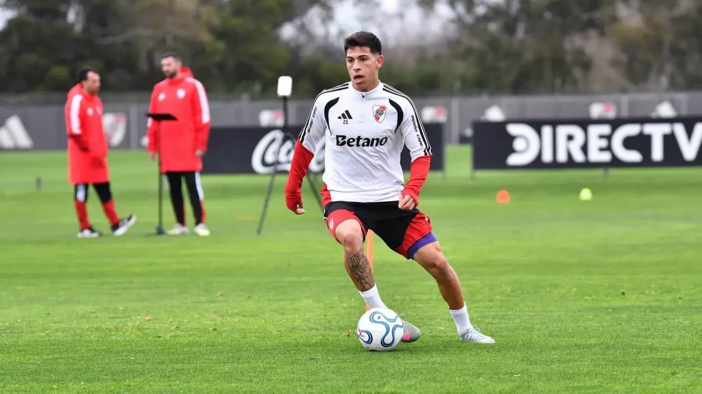 No jugó con Ponzio, ganó terreno en el parate y sería la sorpresa en el once de River - TyC Sports