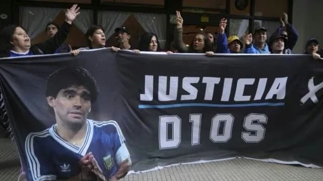 Juicio por Maradona: empiezan los alegatos finales sobre los siete acusados por homicidio