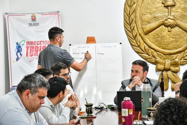 Ultiman detalles para la XXIII Fiesta Provincial de la Miel y el Desarrollo Emprendedor