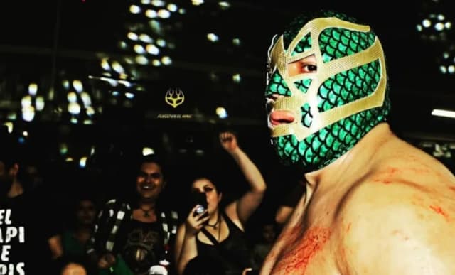 Video: luchador le aplicó una llave a un árbitro y lo mató durante una competencia