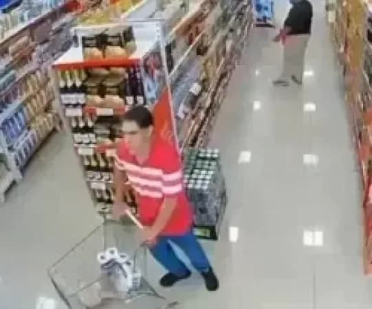Intentó robar carne entre sus ropas y terminó detenido