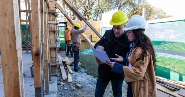 Economía frenada: cerraron 1.400 empresas por mes en los primeros 7 meses del año