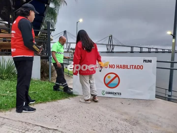 Por la crecida del Paraná, inhabilitaron el acceso a la playa Islas Malvinas I
