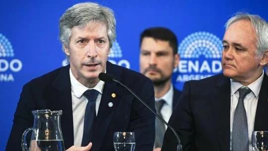 Oro: AGN dice que se perdieron US$ 1 mil M, el BCRA que ganó y los lingotes no están en Londres