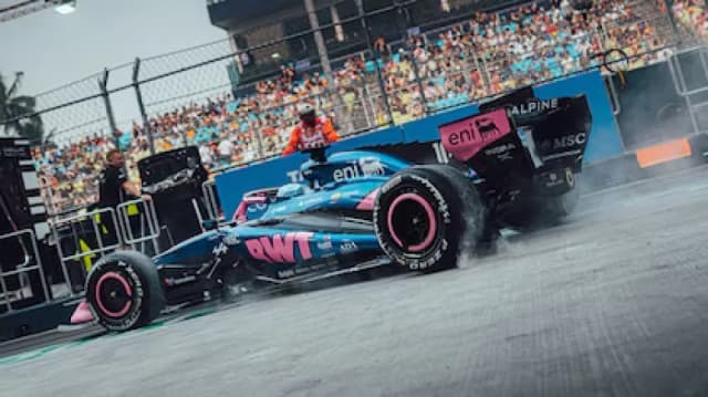 Colapinto abandonó en la Sprint de Singapur: qué le pasó a su Alpine