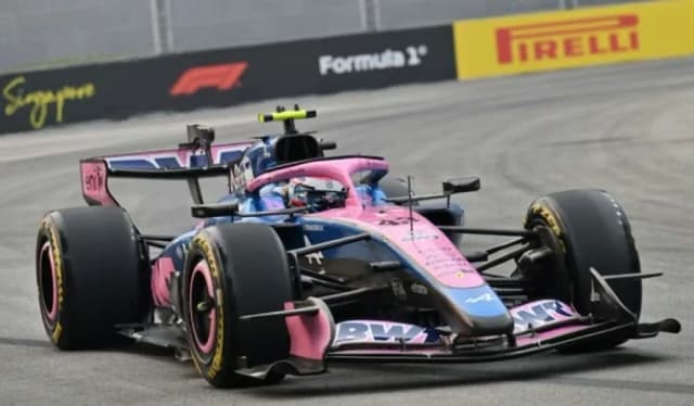 Colapinto abandonó en el GP de Singapur tras un problema mecánico