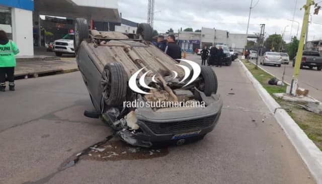 Corrientes: volcó con su auto y dio positivo en el test de alcoholemia