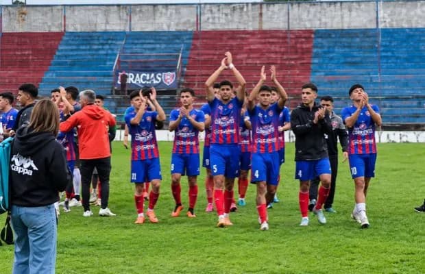 TRFA: Huracán Corrientes obtuvo un valioso triunfo sobre Estrellas de Laishi