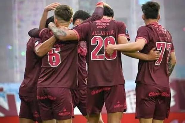 Torneo Clausura Lanús se hizo fuerte en La Fortaleza y le quitó el invicto a Vélez