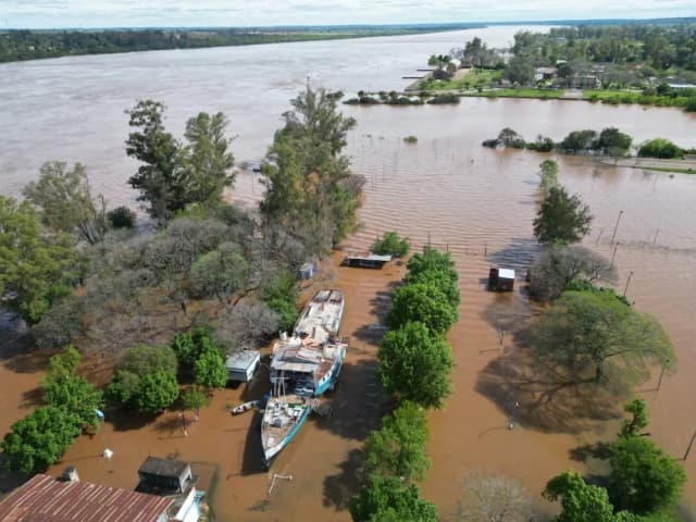 Abrieron las compuertas de Itaipú y preocupa su impacto en el río Paraná