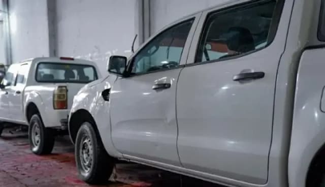 La "Muni" realiza la segunda subasta pública de vehículos y maquinarias