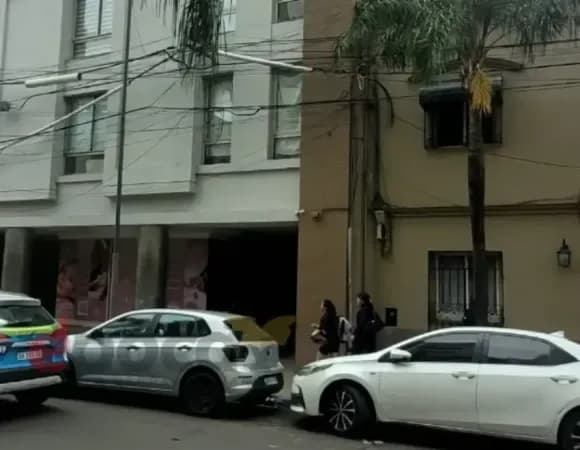 Encontraron una persona fallecida en un edificio de Junín al 700