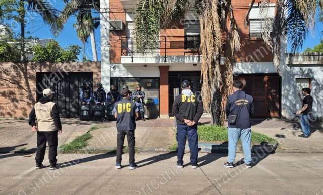 Allanaron la casa y los consultorios del ginecólogo acusado de abuso