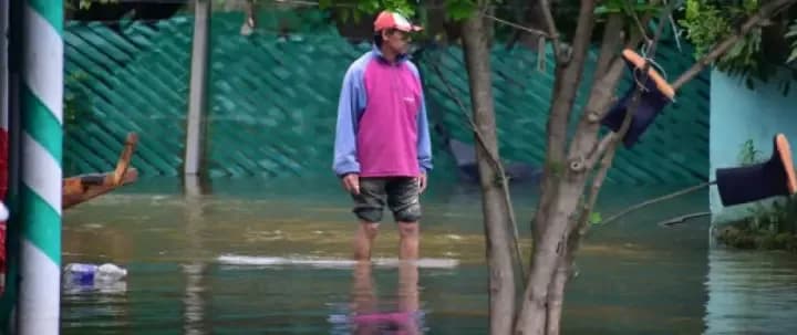 "Que la solidaridad y la esperanza no sean arrastradas por el agua"