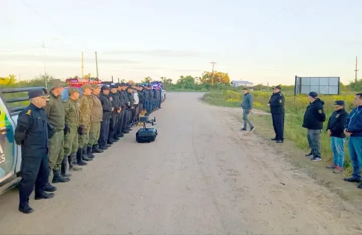 Intensifican rastrillajes por tierra, agua y aire para hallar a una mujer desaparecida