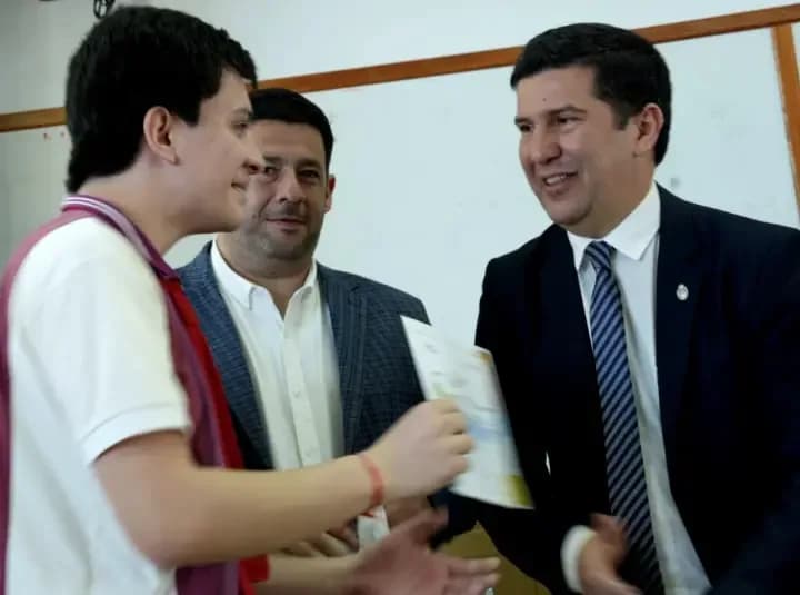 En el cierre de las Olimpiadas de Educación Económica, premiaron a los ganadores