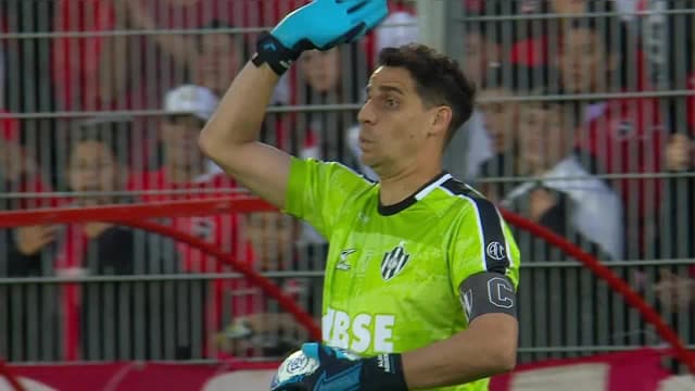¡Newell's avisó con un derechazo de Mattar!