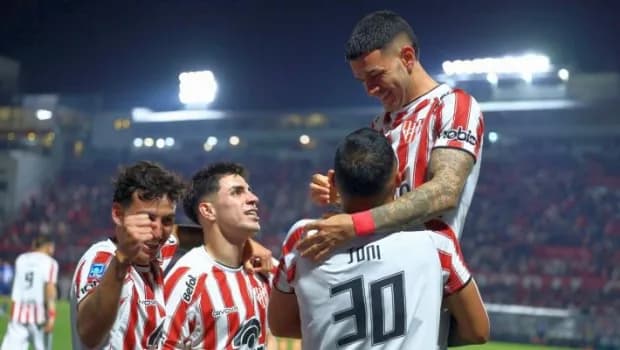 Torneo Clausura: Instituto manda con autoridad en el Grupo A y la lucha se frena al rojo vivo en el Grupo B