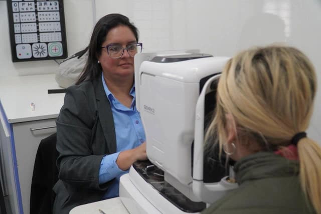 Entregaron anteojos y realizaron controles oftalmológicos en Corrientes