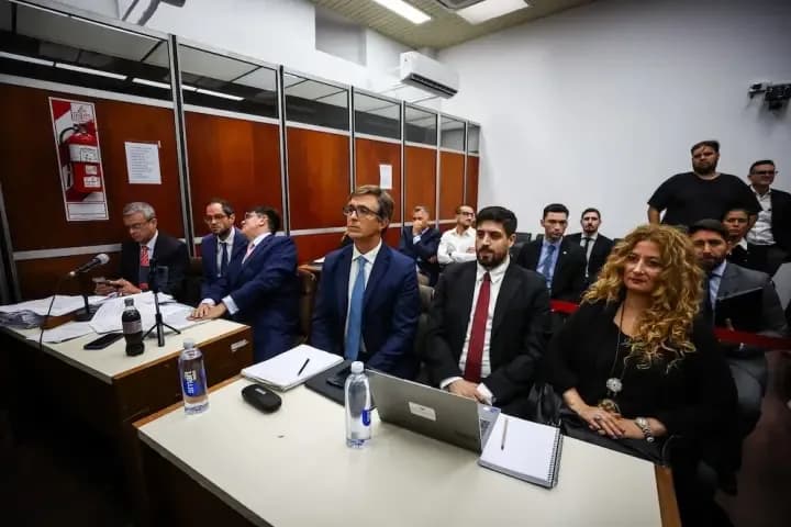 Muerte de Maradona: la defensa del jefe de enfermeros pidió su absolución