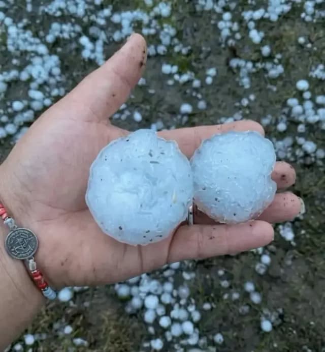En Santa Fe una intensa granizada mató hacienda y destrozó campos