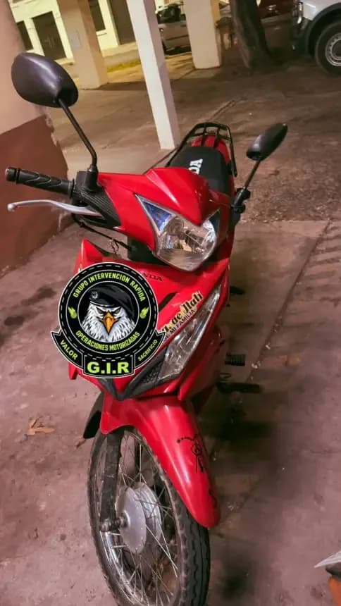 Demoraron a un hombre por intentar robar una motocicleta en la vía pública