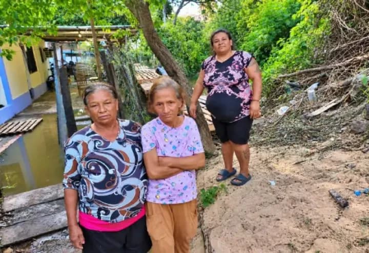 Barrio Galván: entre alacranes y el agua que les llega al cuello