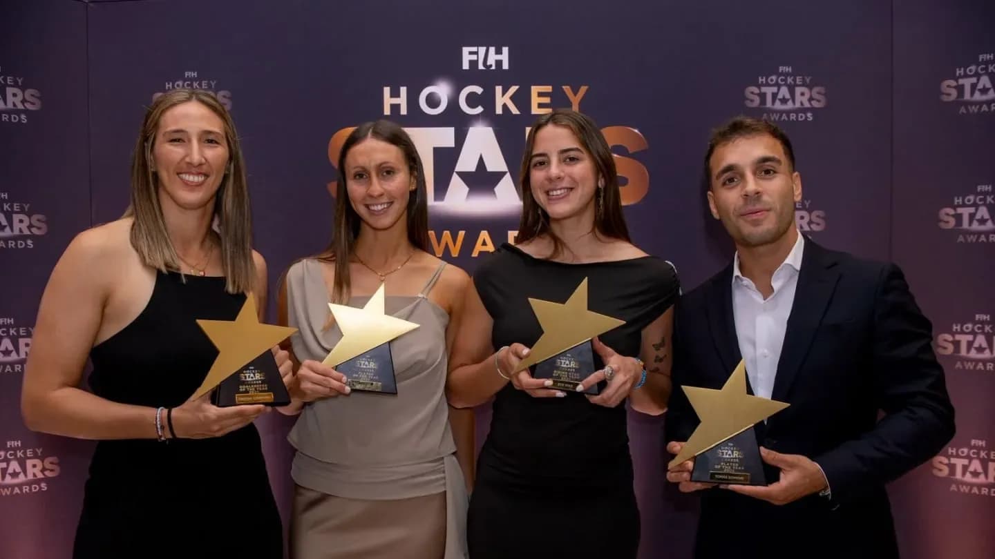 Con Sofía Cairo a la cabeza, Argentina arrasó en los premios de la FIH - TyC Sports