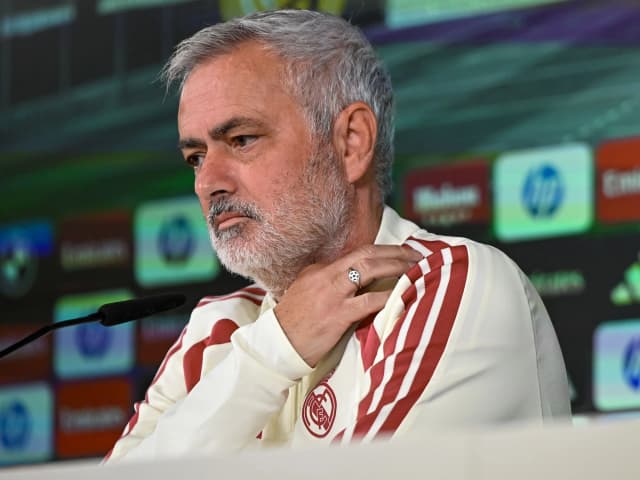 El cruce entre Mourinho y un futbolista del Barcelona en la previa del clásico