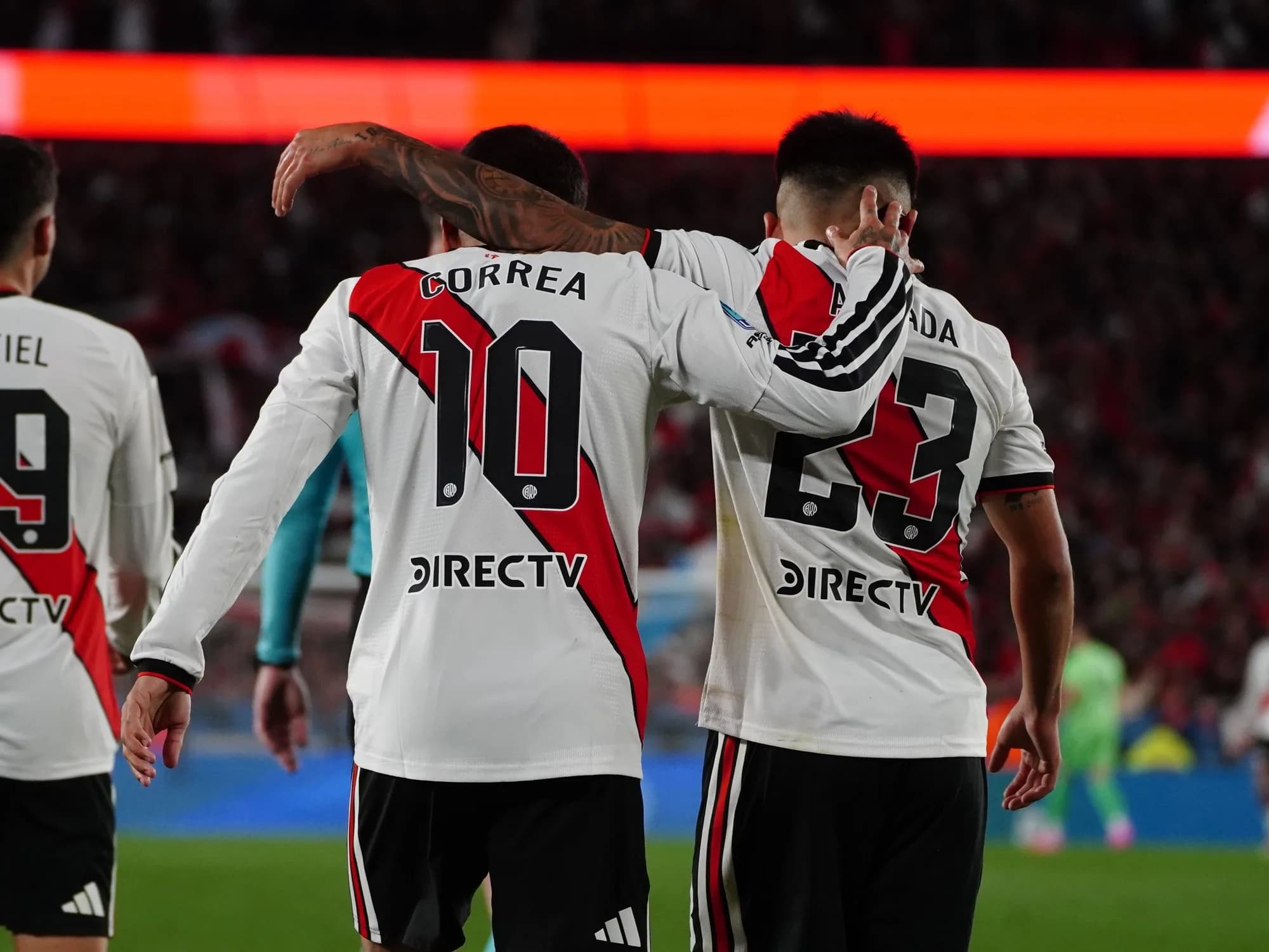 Partidos del domingo 25 de octubre: agenda, horario y por dónde ver fútbol en vivo